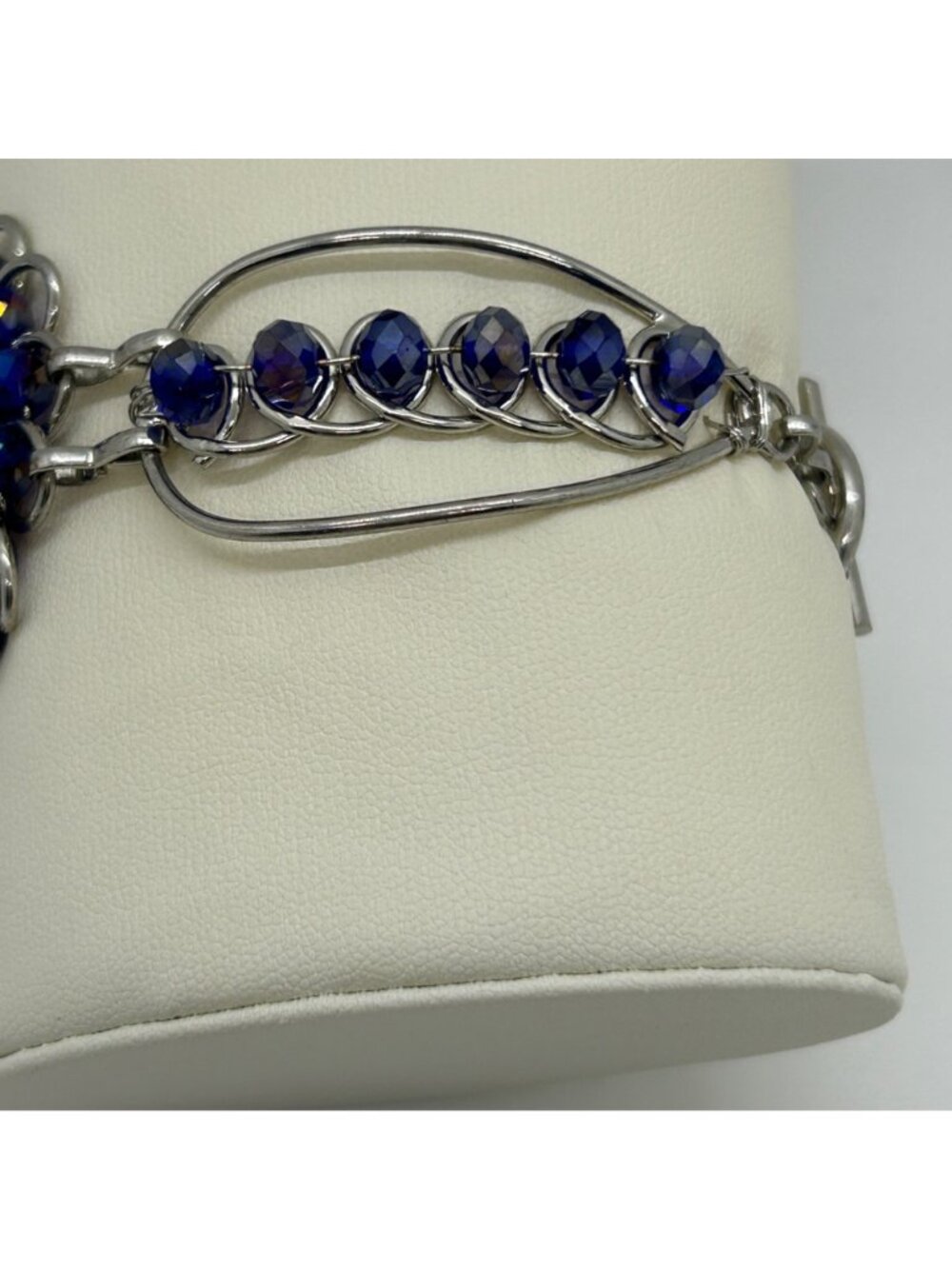 Handcrafted Silver-Tone Blue Rhinestone Crystal Floral Rosette Toggle Clasp Stat - Picture 5 of 12